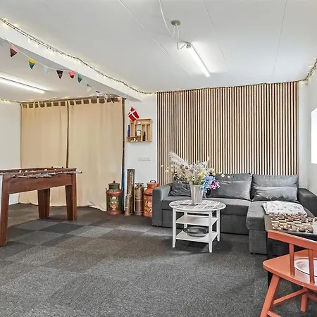 Kiersten - 5km From The Sea By Interhome Nyaraló